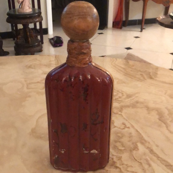 VINTAGE DECOUPAGE BOTTLE • VENICE WATERWAY SCENE • WOODEN STOPPER • 10” x 4” - Picture 4 of 11